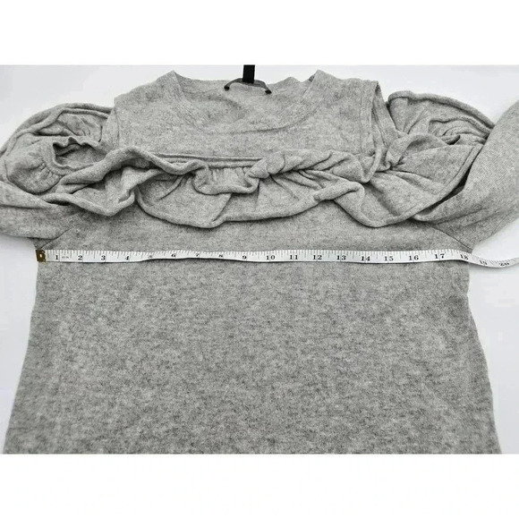 Saks 5th Ave Women's Size L Gray 100% Cashmere Cold Shoulder Ruffled Top - Picture 6 of 7